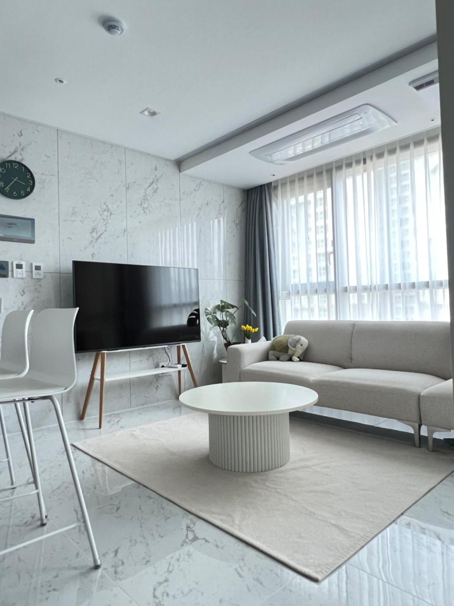 Apartment Furnish House Gangnam *